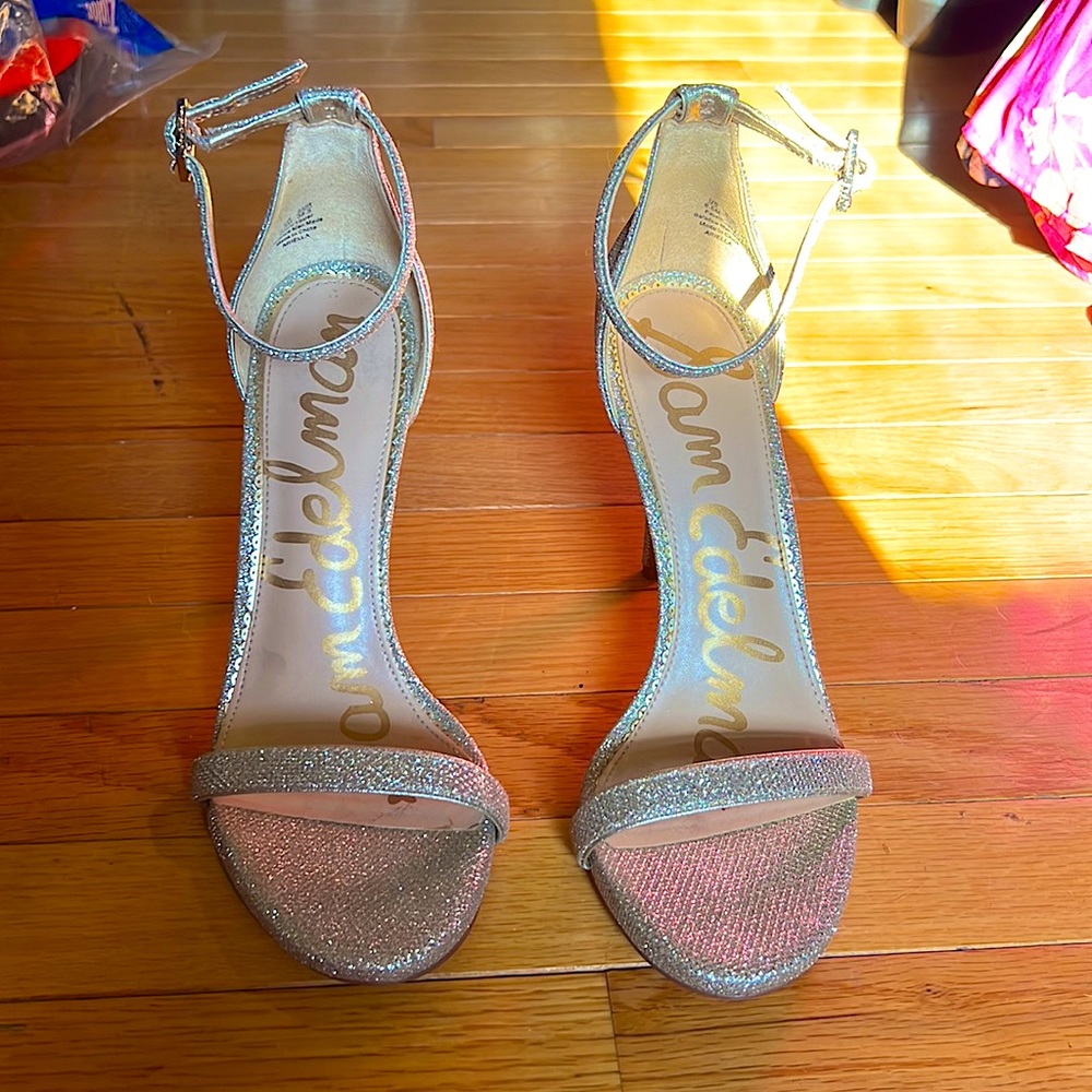 SAM EDELMAN ARIELLA SANDAL, 8.5M, SILVER FABRIC